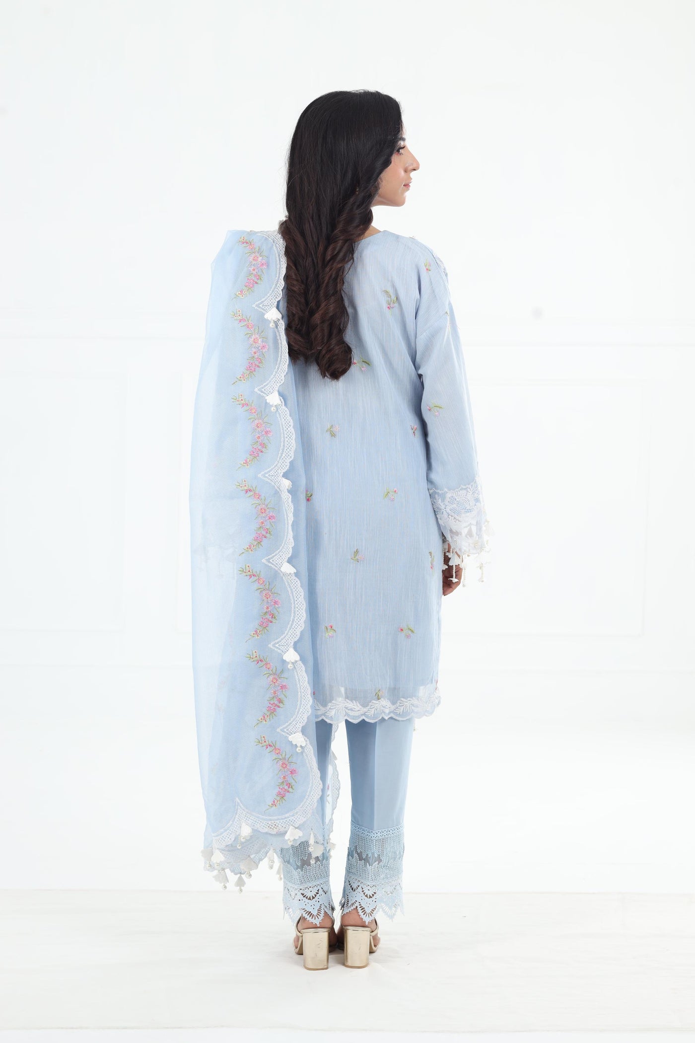 Design 9B - Sana Safinaz Muzlin Volume 1 '25 Stitched