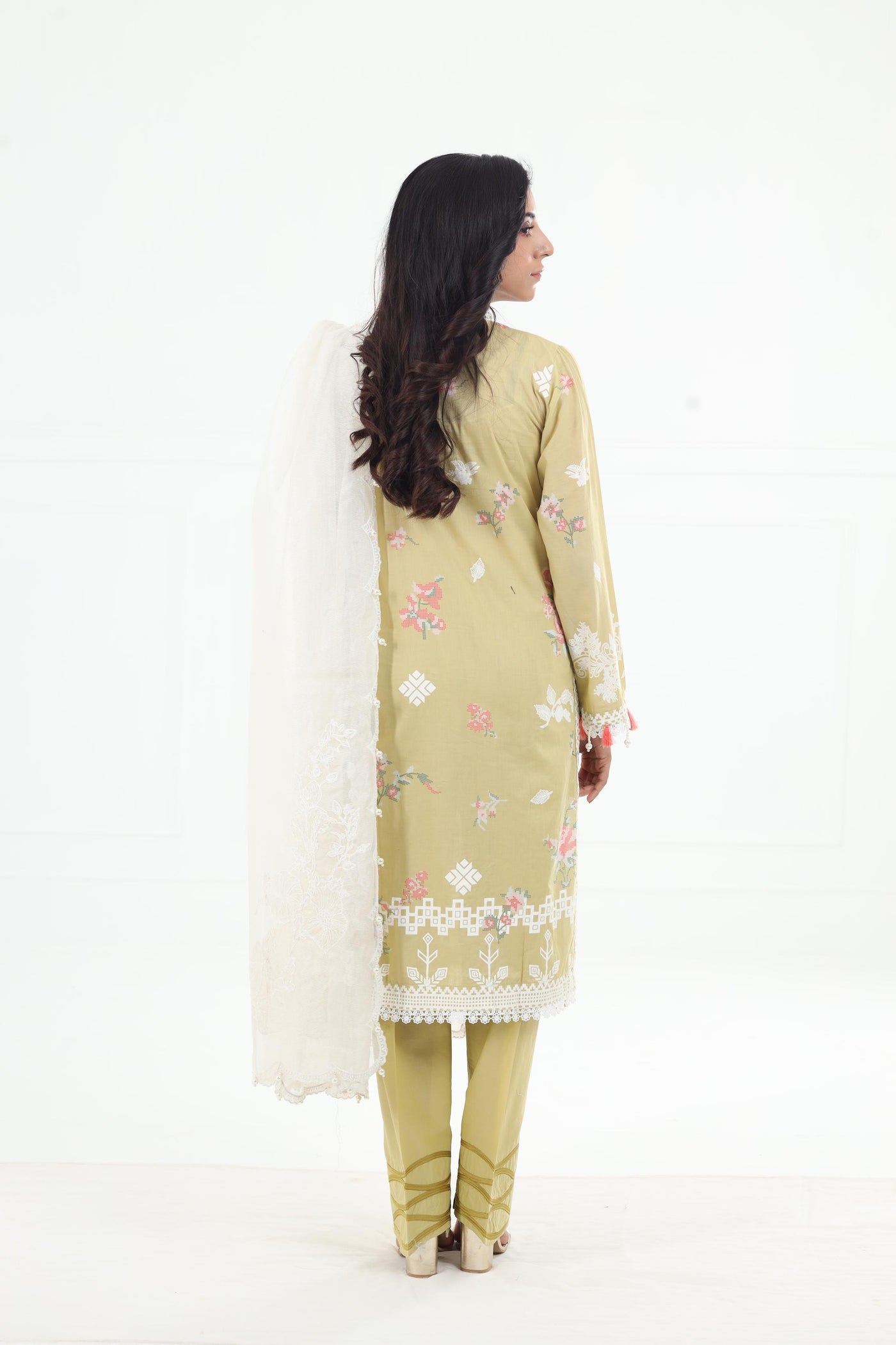 Design 16B - Sana Safinaz Muzlin Volume 1 '25 Stitched