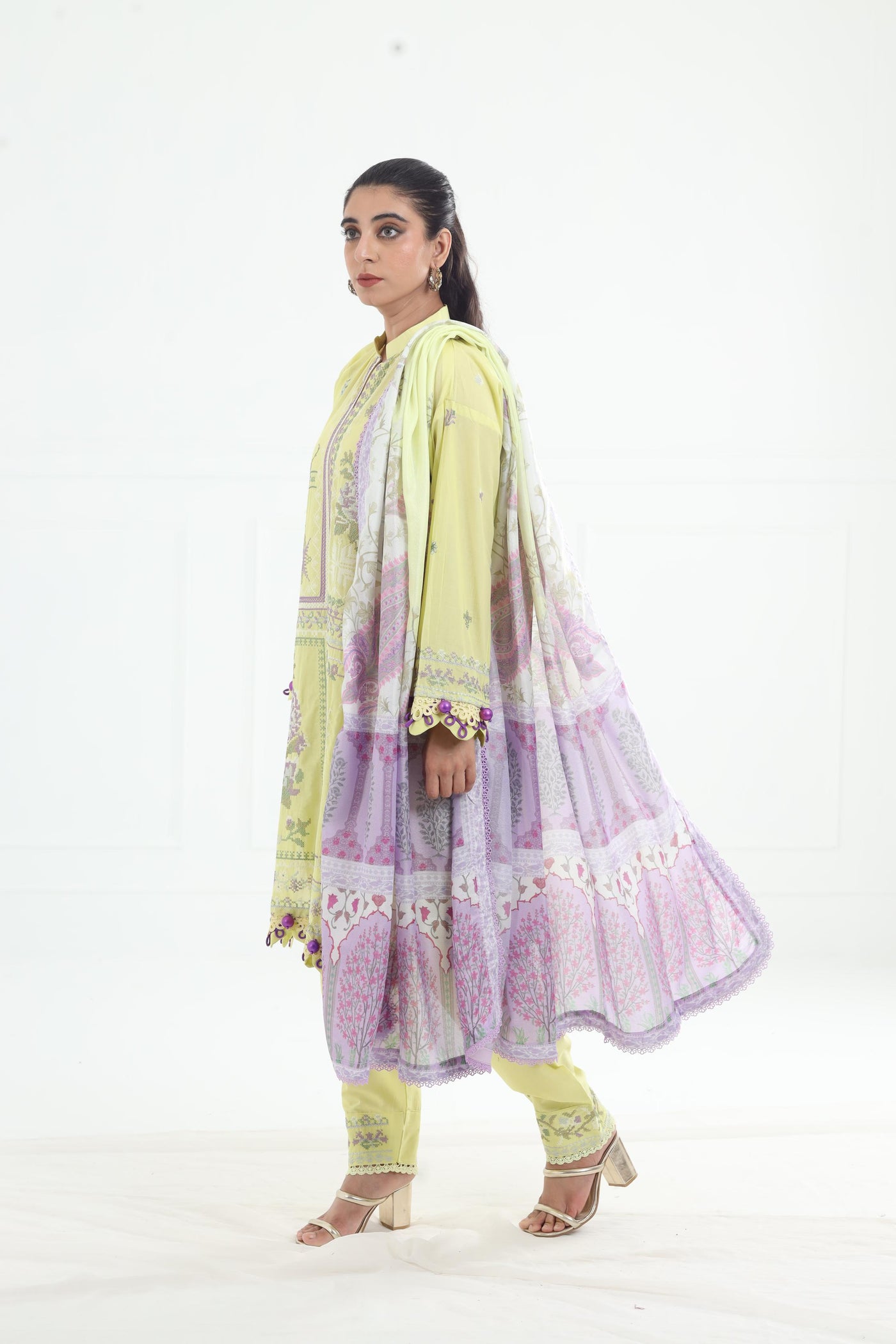 Design 18B - Sana Safinaz Muzlin Volume 1 '25 Stitched