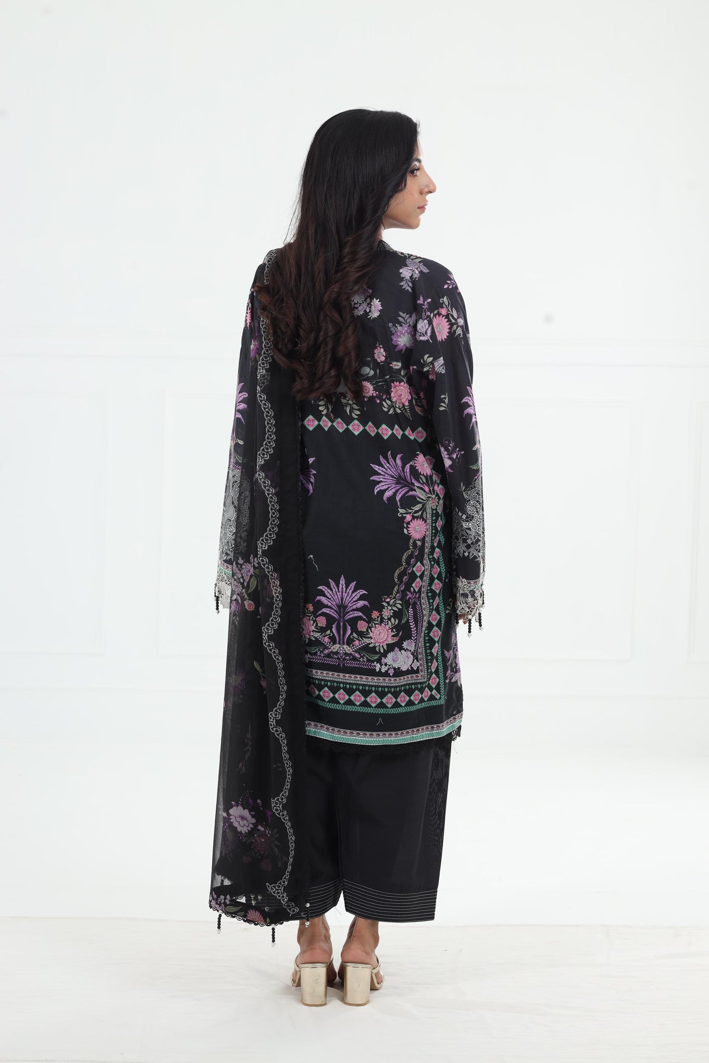 Design 19B - Sana Safinaz Muzlin Volume 1 '25 Stitched