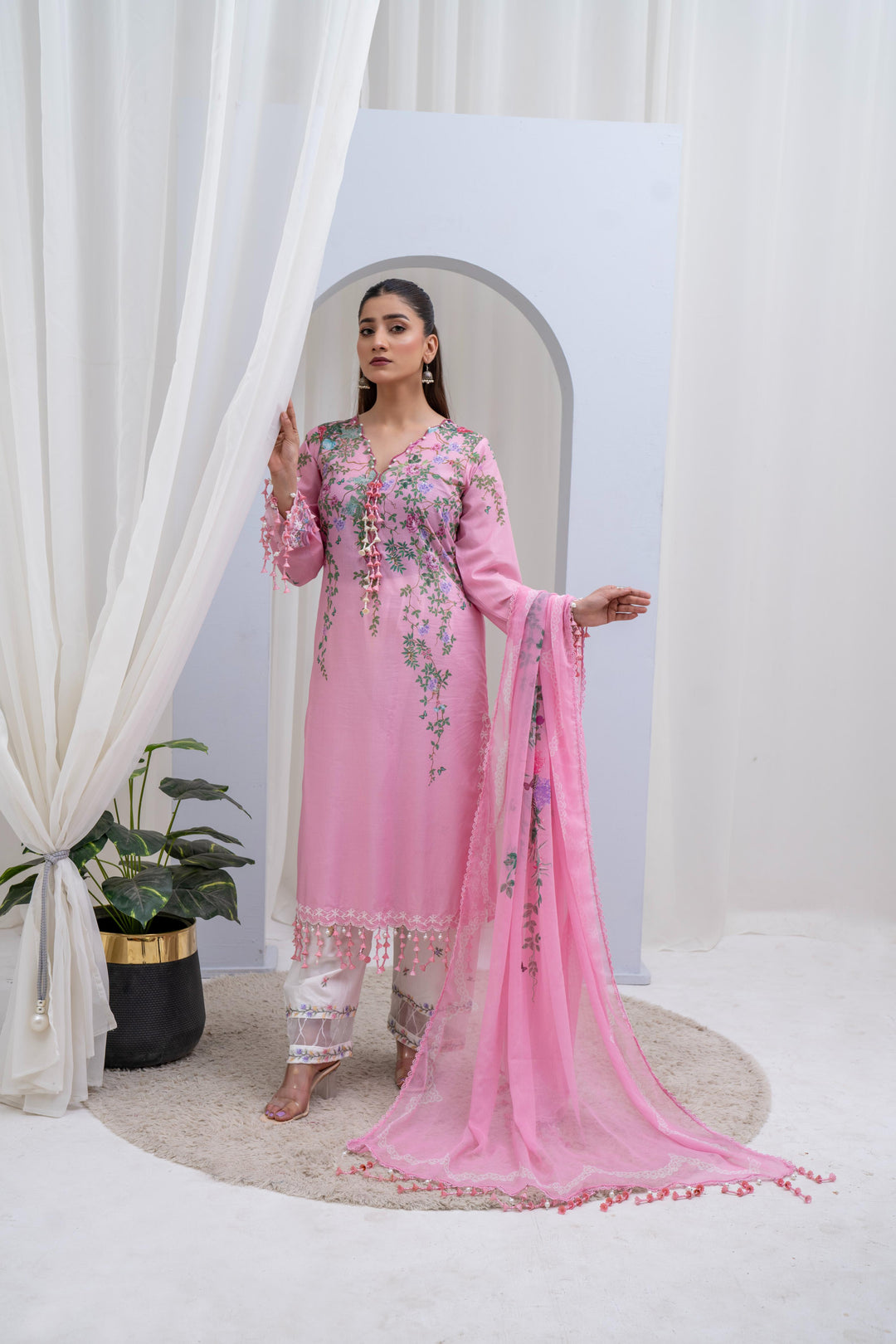 Lawn Pink Stitched Suit - Sana Safinaz Muzlin Stitched