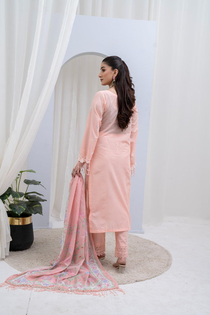 Lawn Pink Stitched Suit - Sana Safinaz Muzlin Stitched