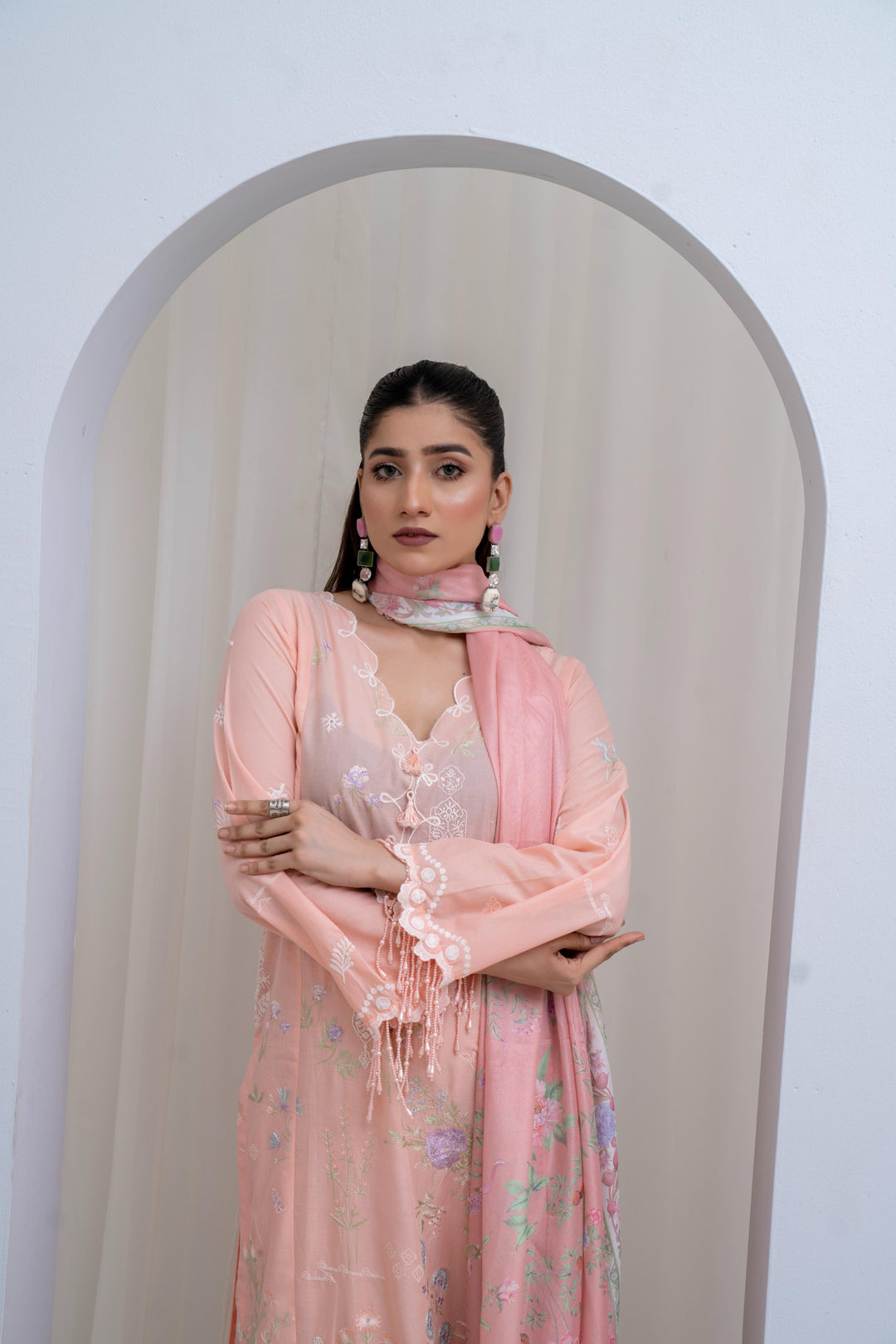 Lawn Pink Stitched Suit - Sana Safinaz Muzlin Stitched