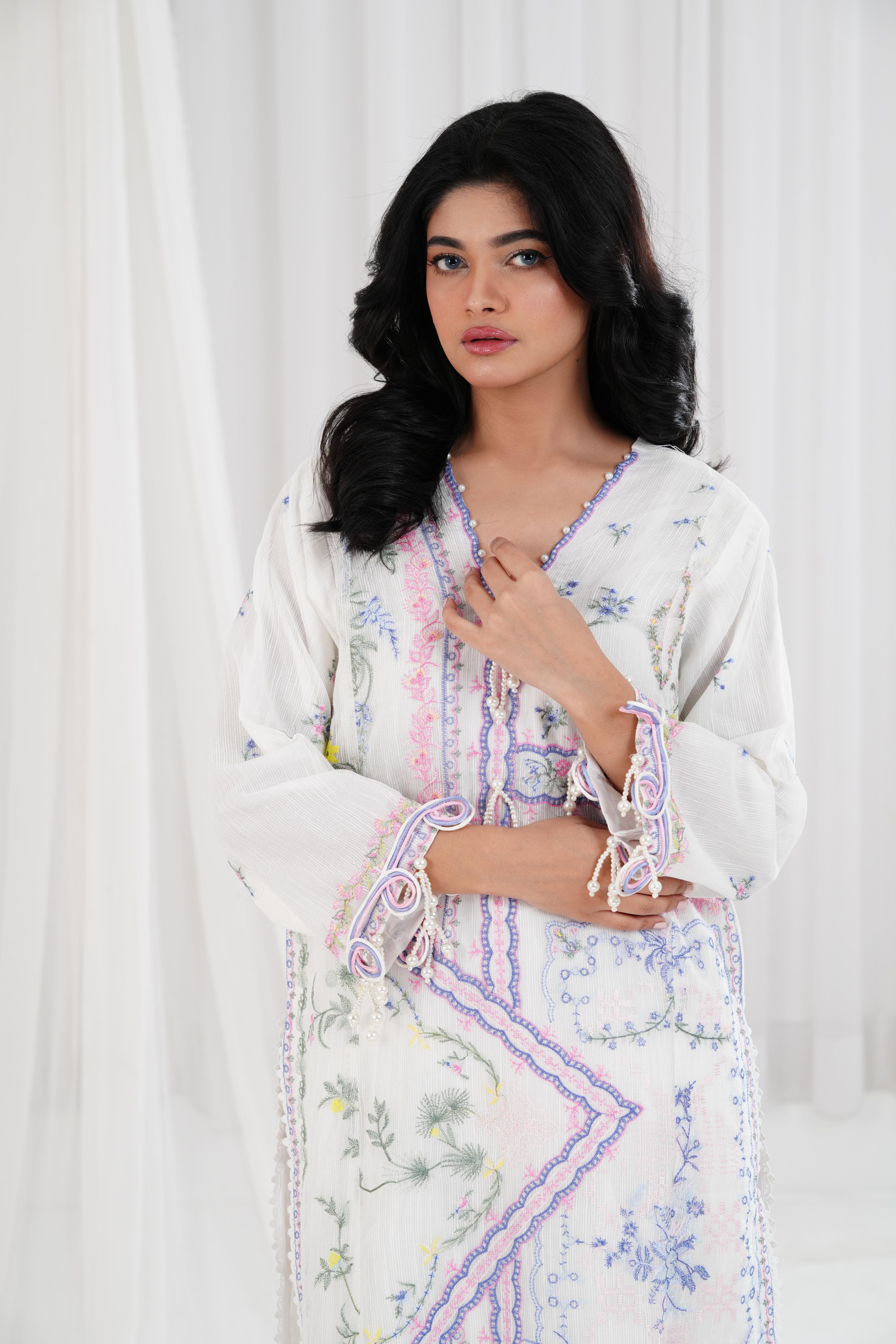 Lawn Off White Stitched Suit - Sana Safinaz Muzlin 25' – Janan