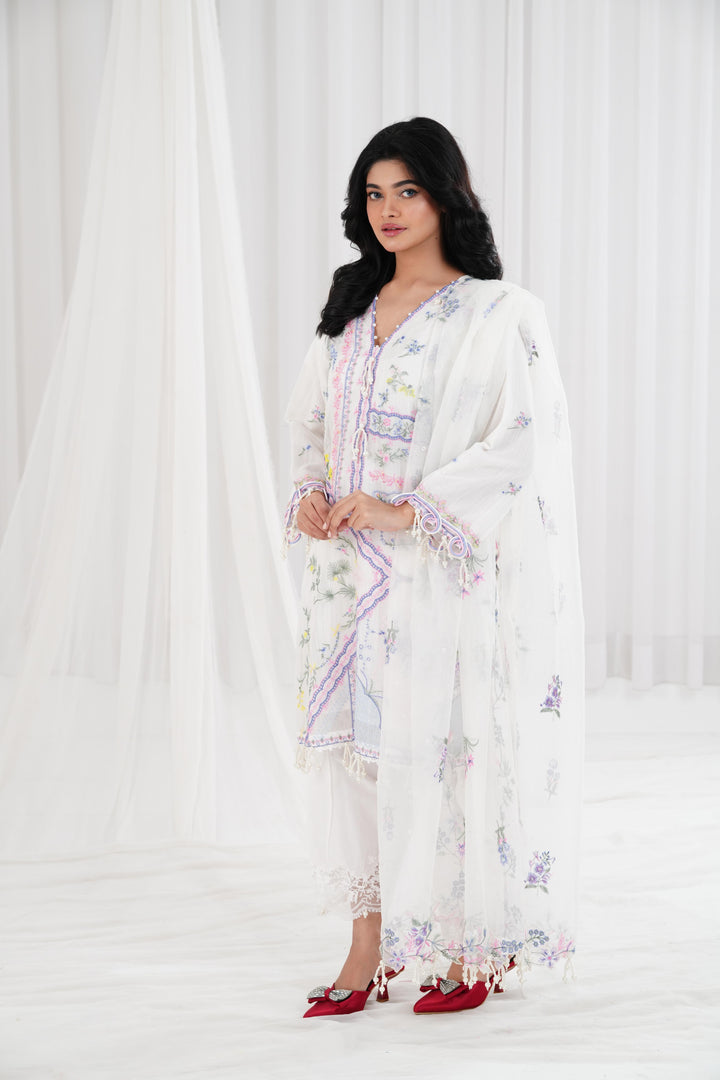 Lawn Off White  Stitched Suit - Sana Safinaz Muzlin 25'