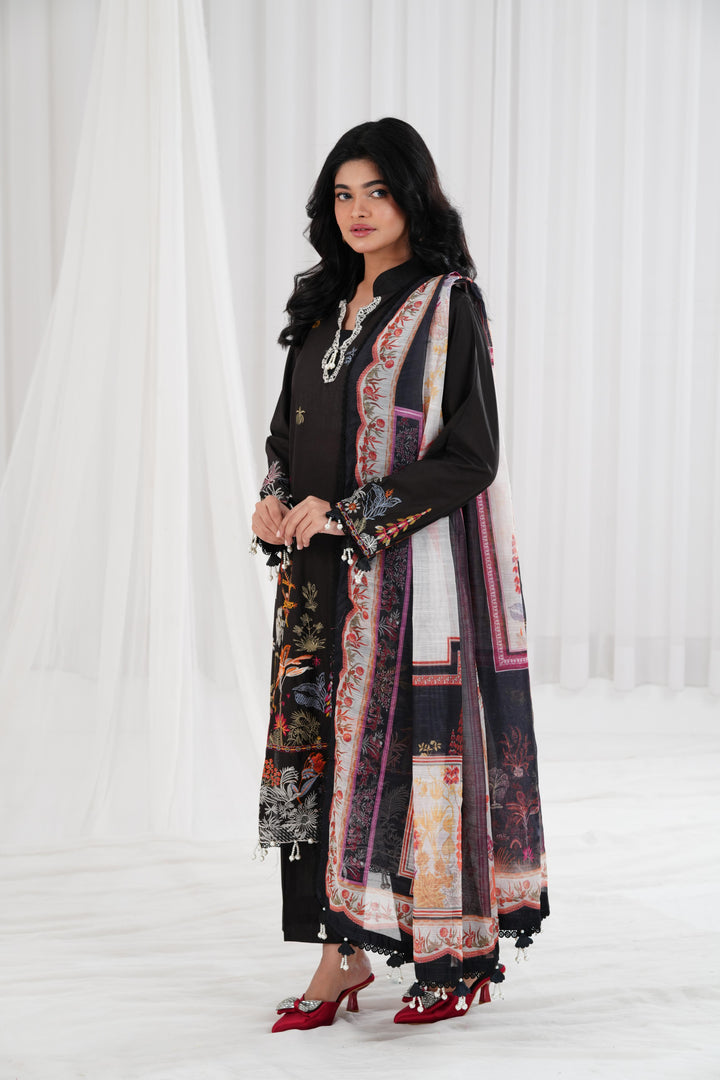 Lawn Black  Stitched Suit - Sana Safinaz Muzlin 25'