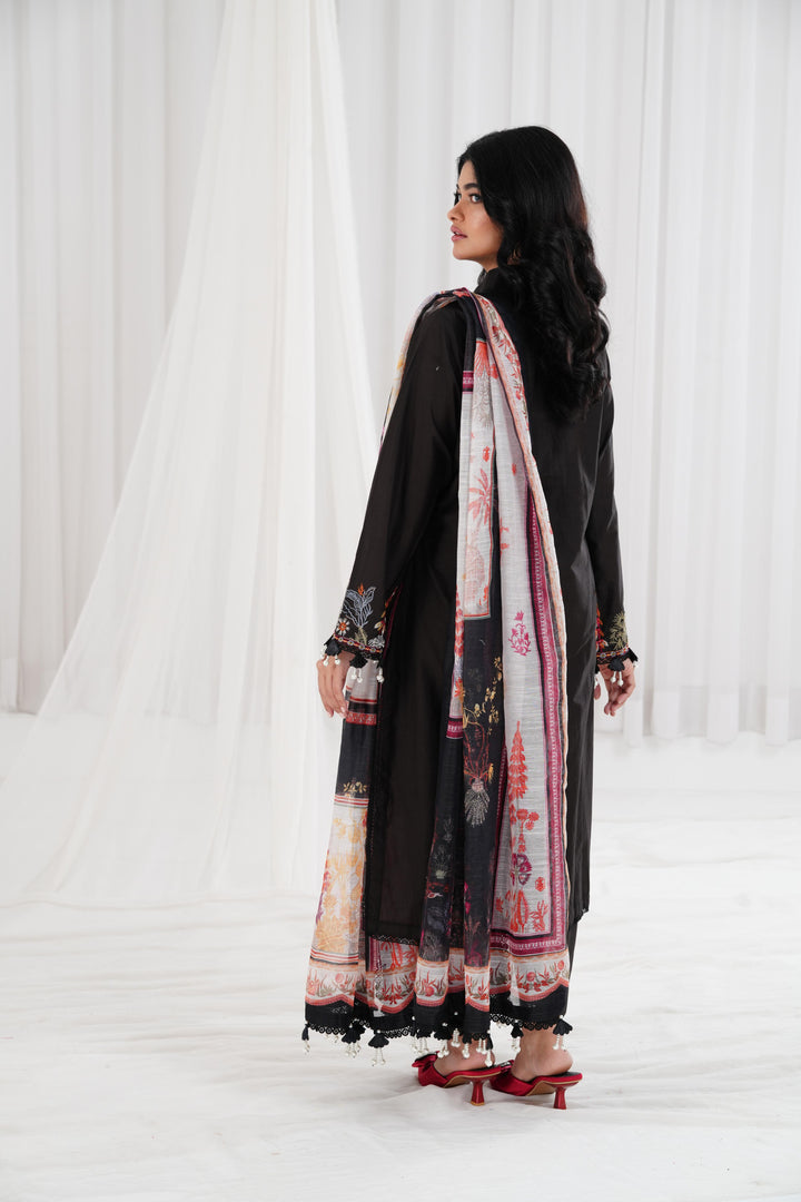Lawn Black  Stitched Suit - Sana Safinaz Muzlin 25'