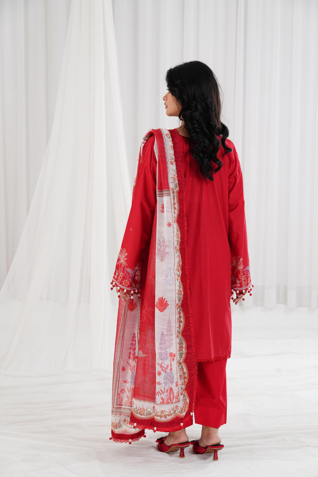 Lawn Red  Stitched Suit - Sana Safinaz Muzlin 25'