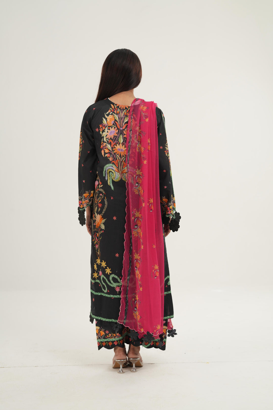 Design 18B - Sana Safinaz Muzlin Stitched