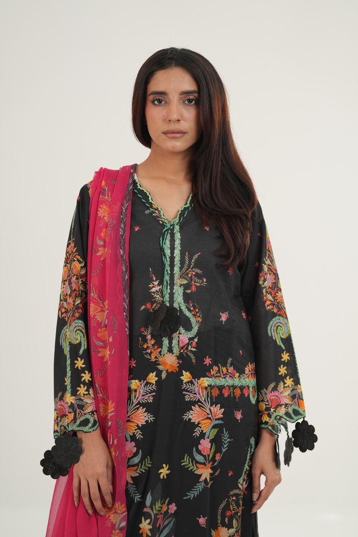 Design 18B - Sana Safinaz Muzlin Stitched