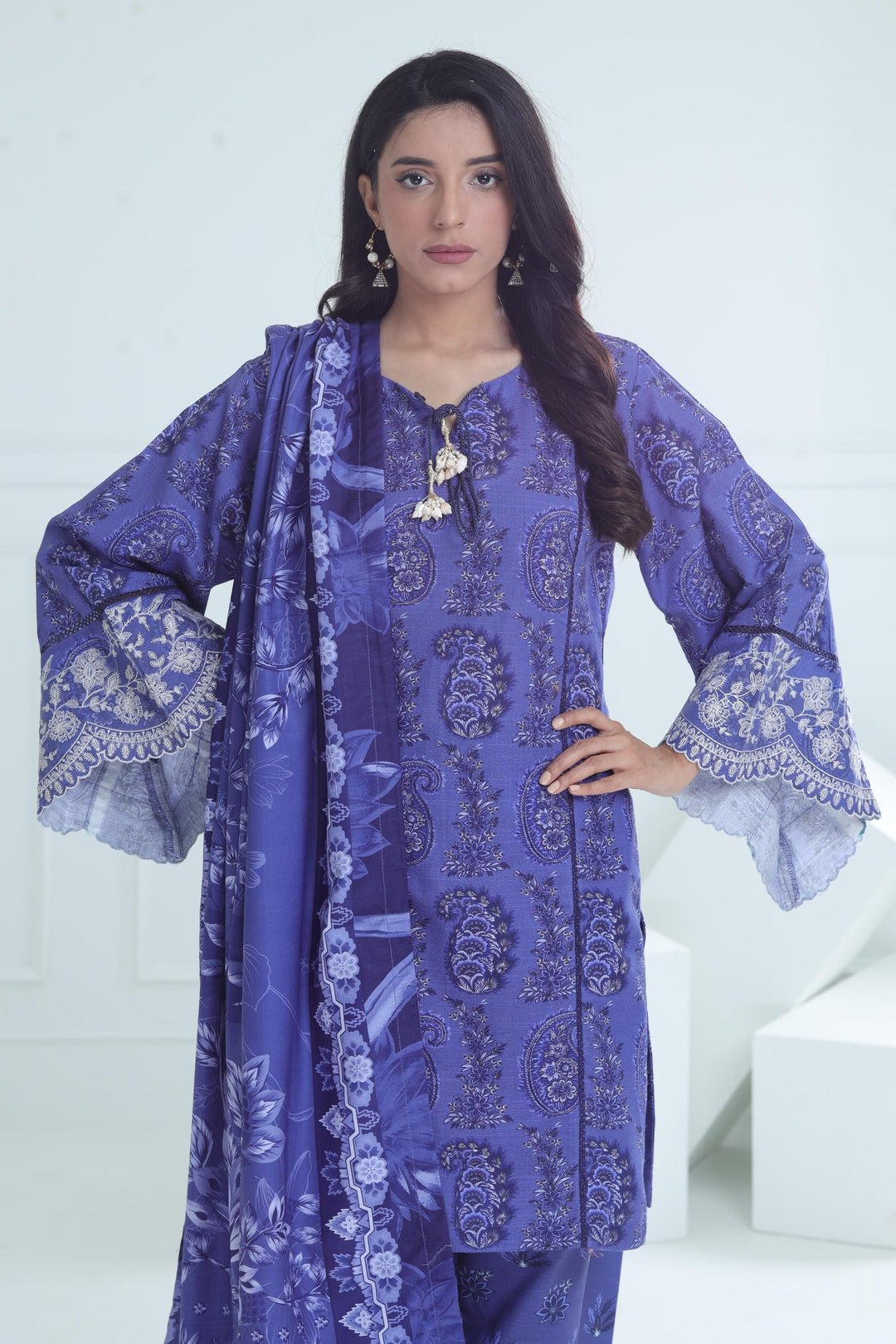 Design 8A - Maria B M Basic Winter Stitched