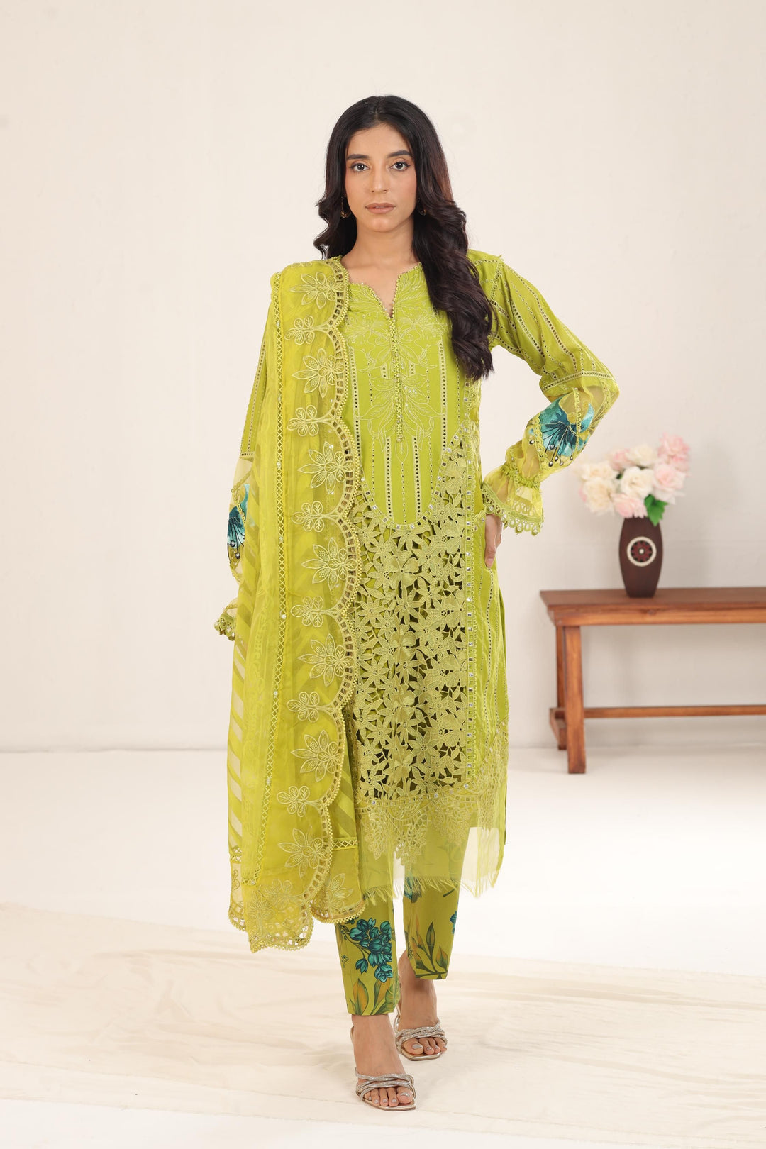 Design 8A - Maria B Luxury Festive