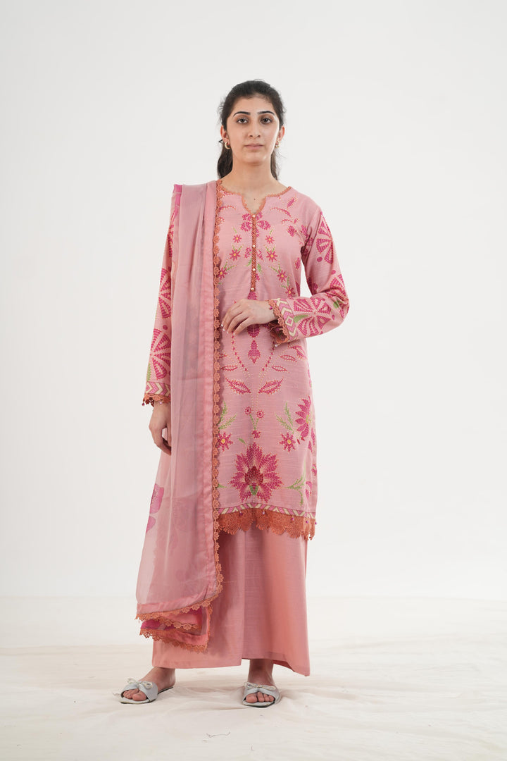 Design 4A - Maria B M-Basic Stitched