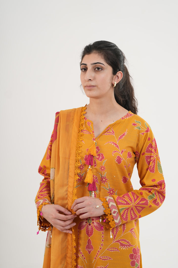 Design 4B - Maria B M-Basic Stitched