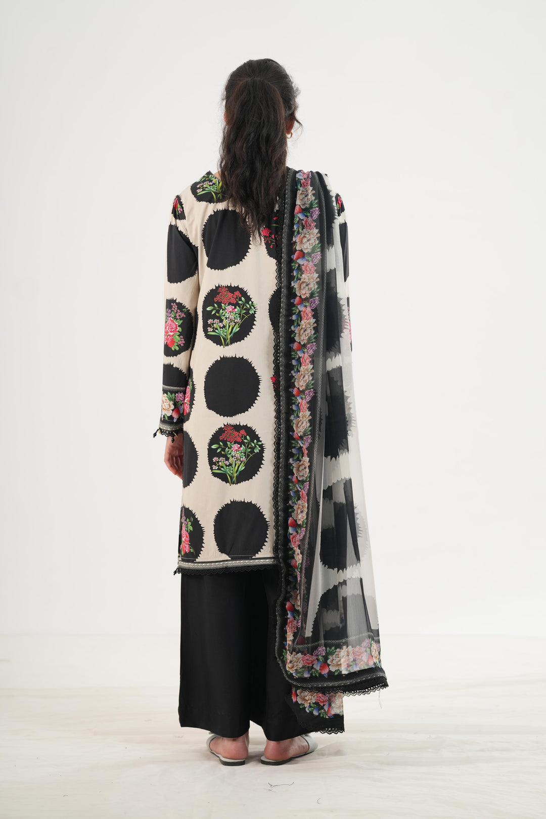 Design 7B - Maria B M-Basic Stitched