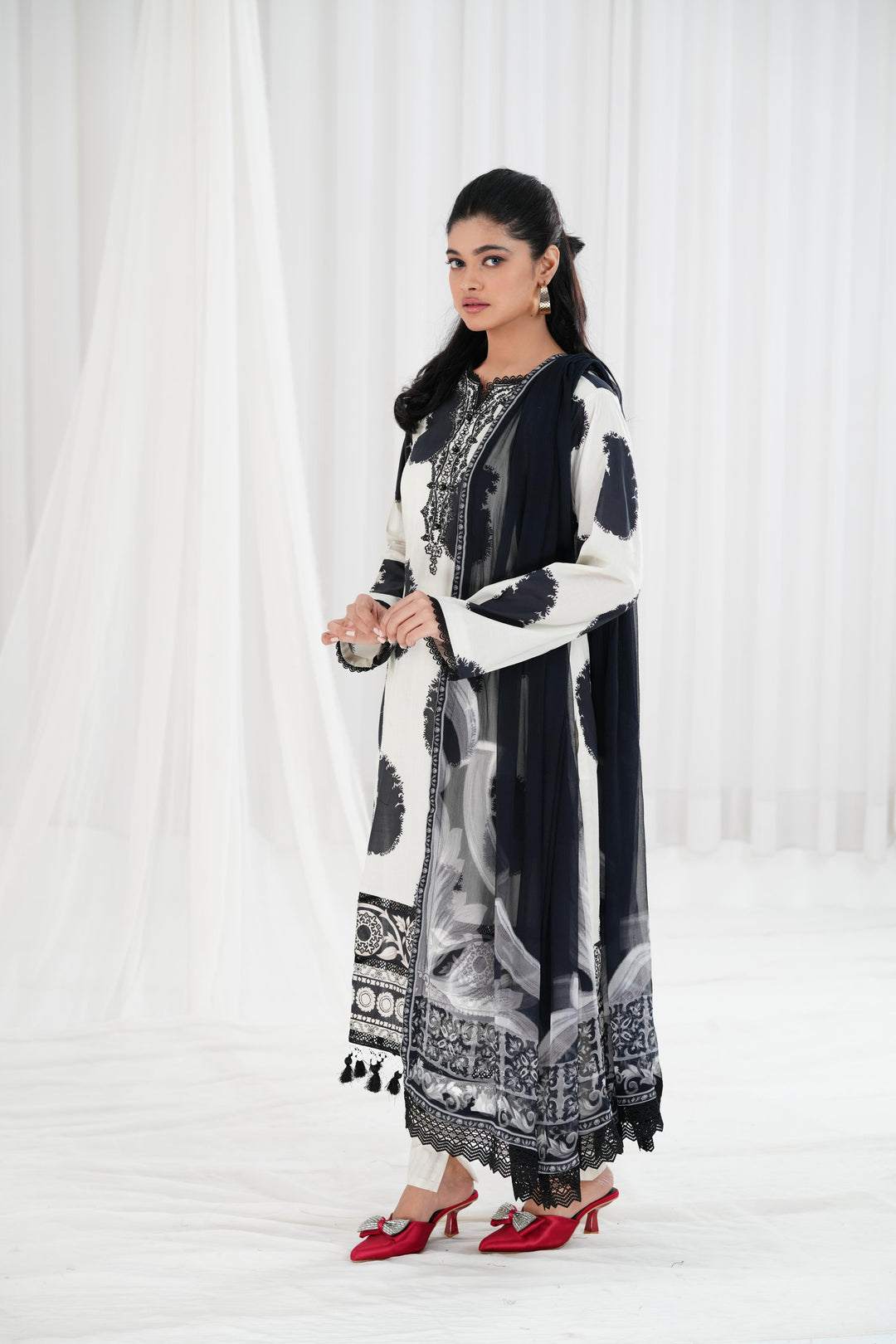 Lawn Off White Stitched Suit - Maria B Eid Basic