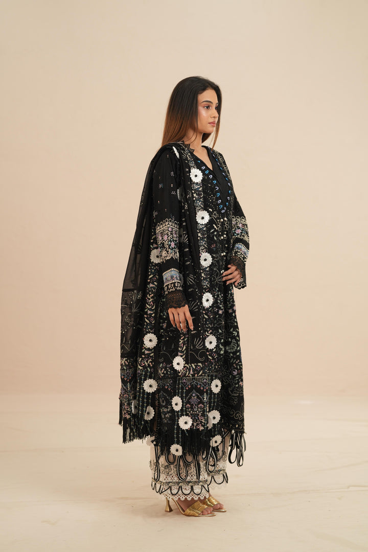 Meravi - Suffuse Embroidered Lawn Stitched