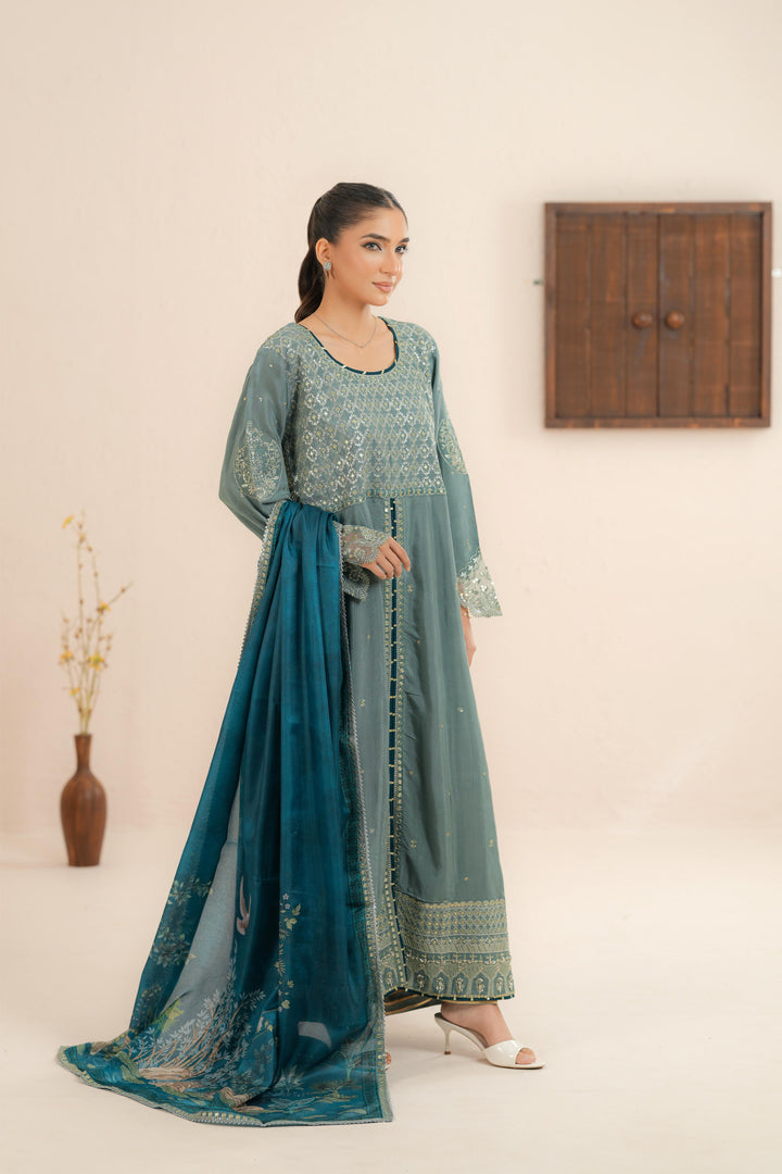 Mai - Xenia Neoma Formal Stitched