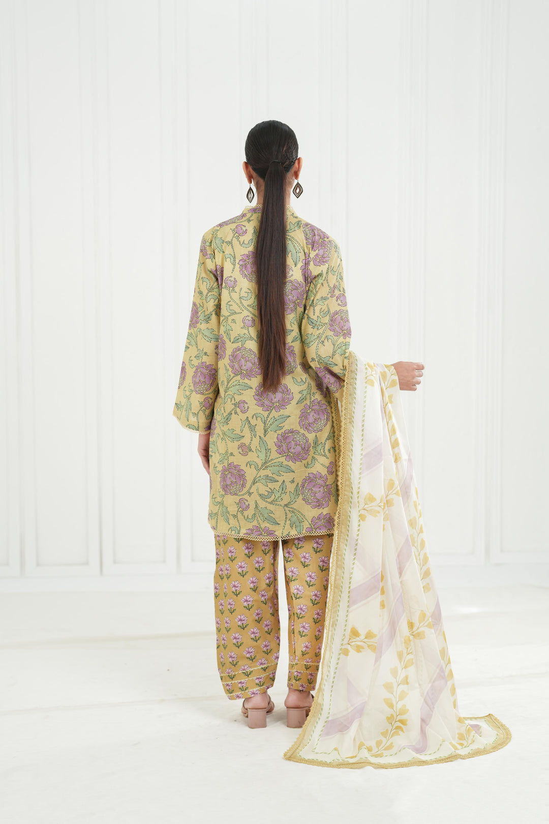 Mireya 5B - Zara Shahjahan Coco Drop III Stitched