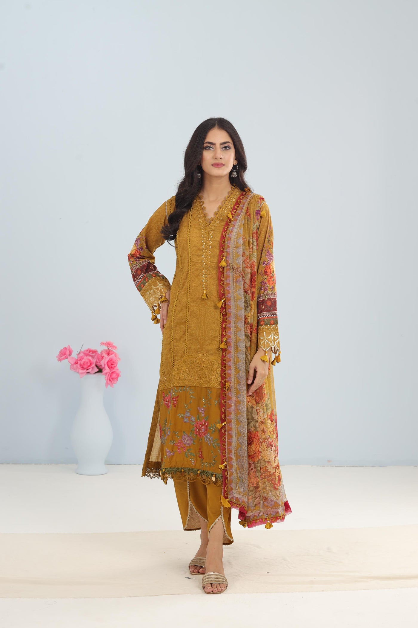 Lawn Golden Stitched Suit - Maria B