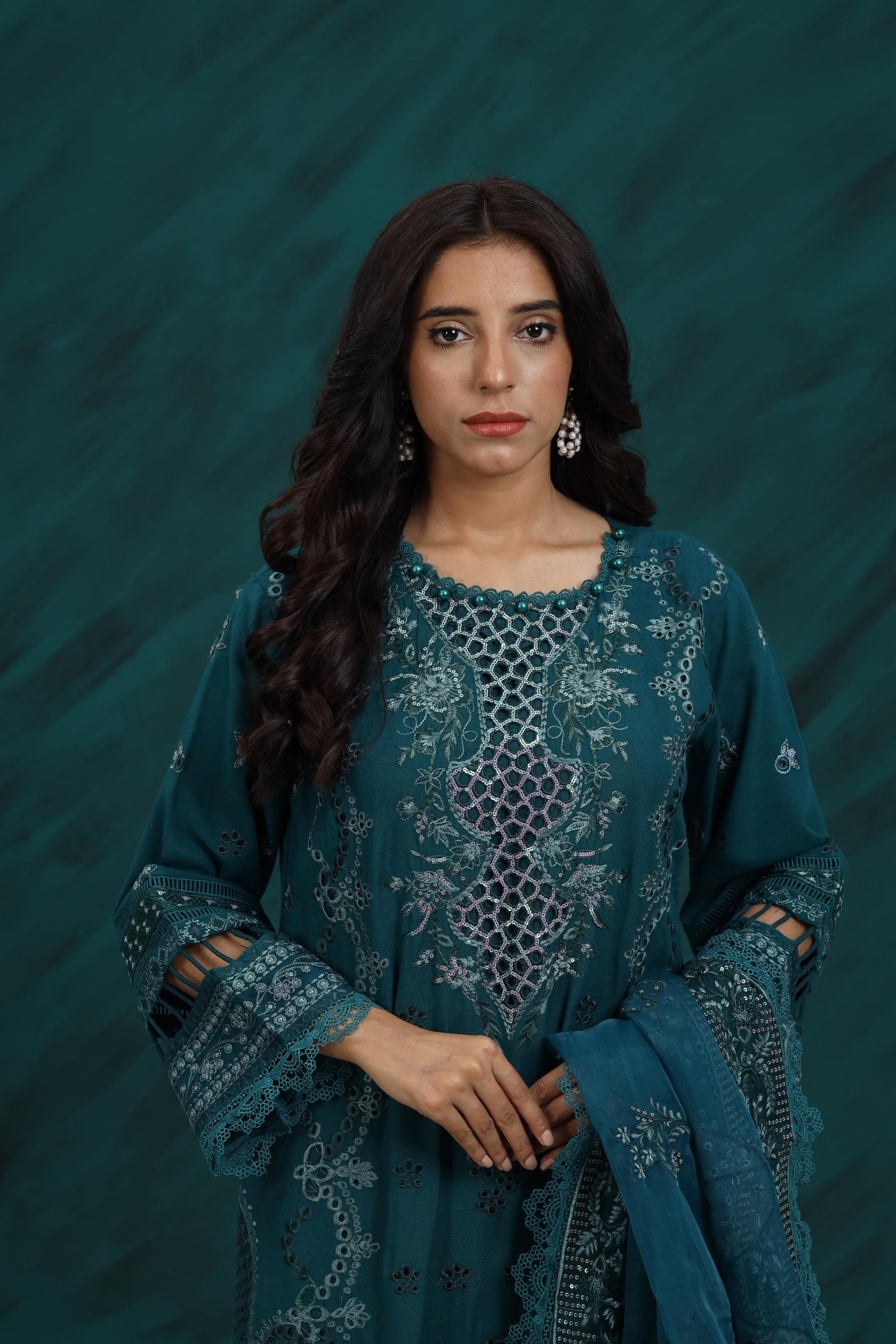 Karandi Dark Green Stitched Suit - Nureh