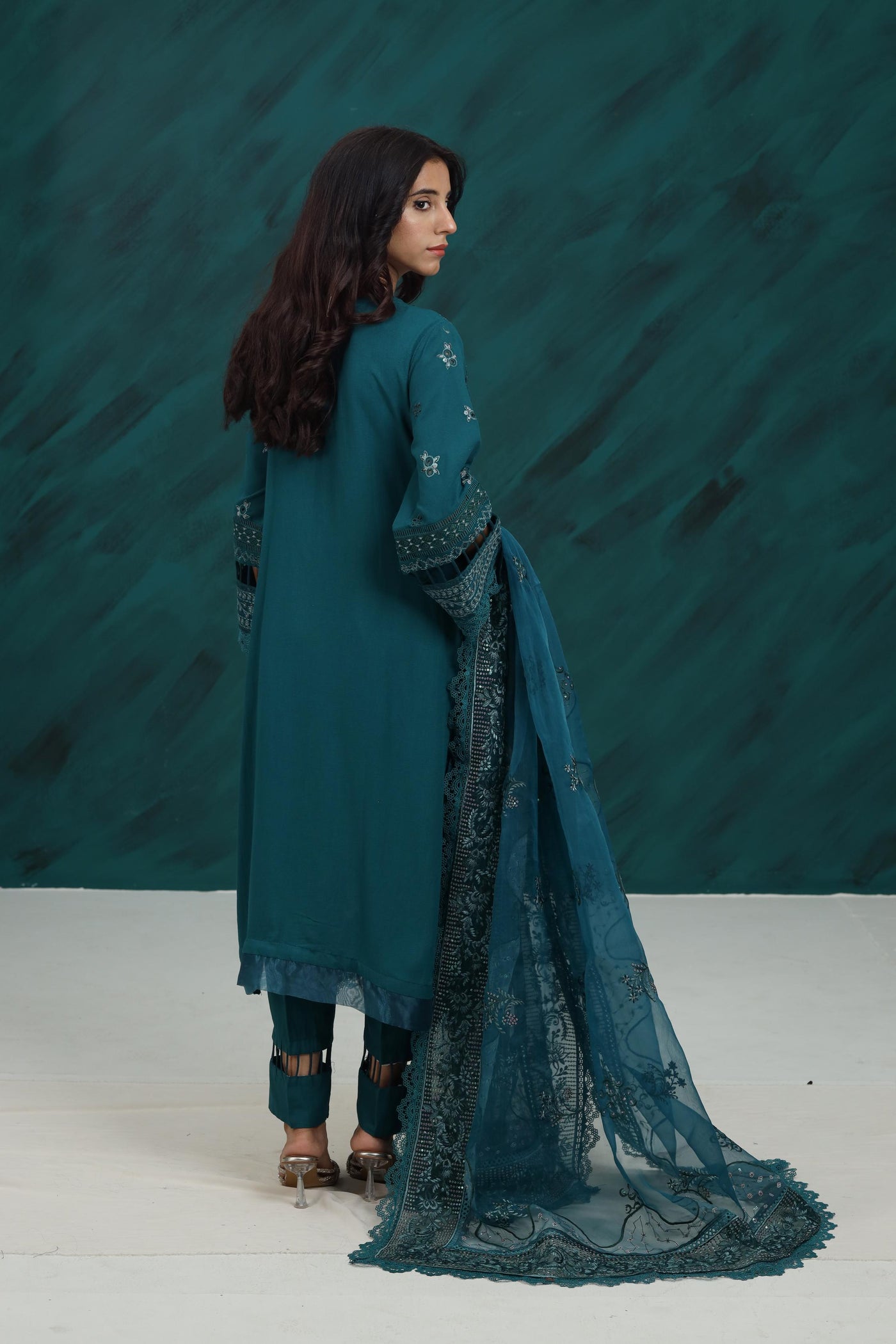 Karandi Dark Green Stitched Suit - Nureh