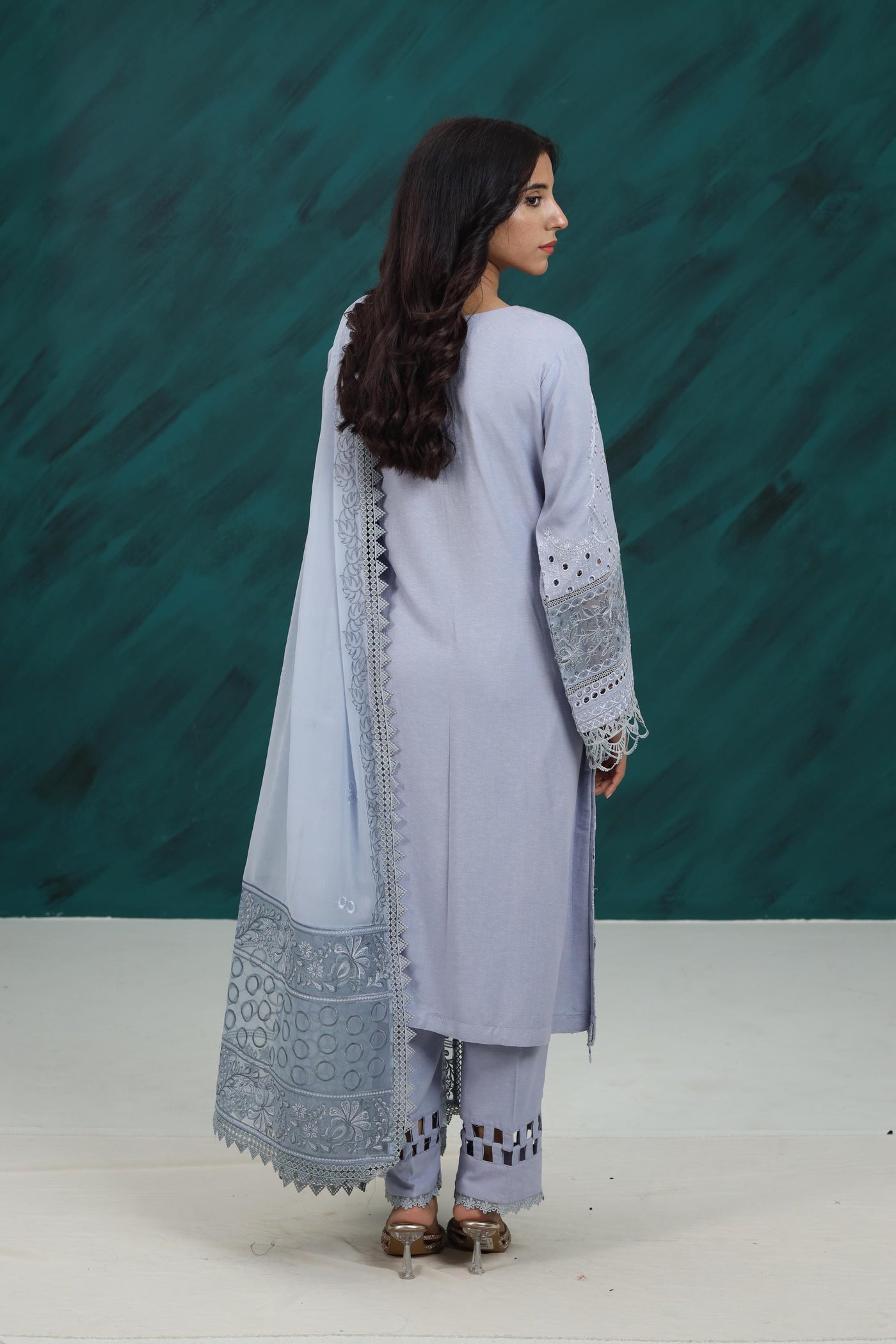 Karandi Grey Stitched Suit - Nureh