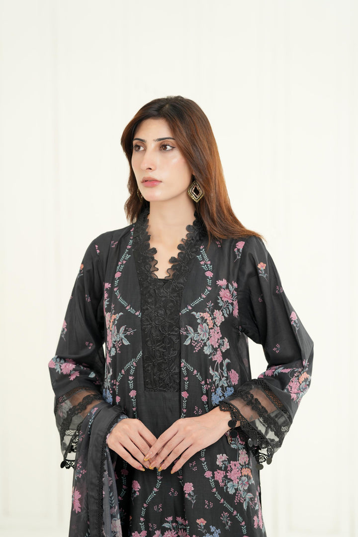 Nerina - Zarposh Sundaze Stitched