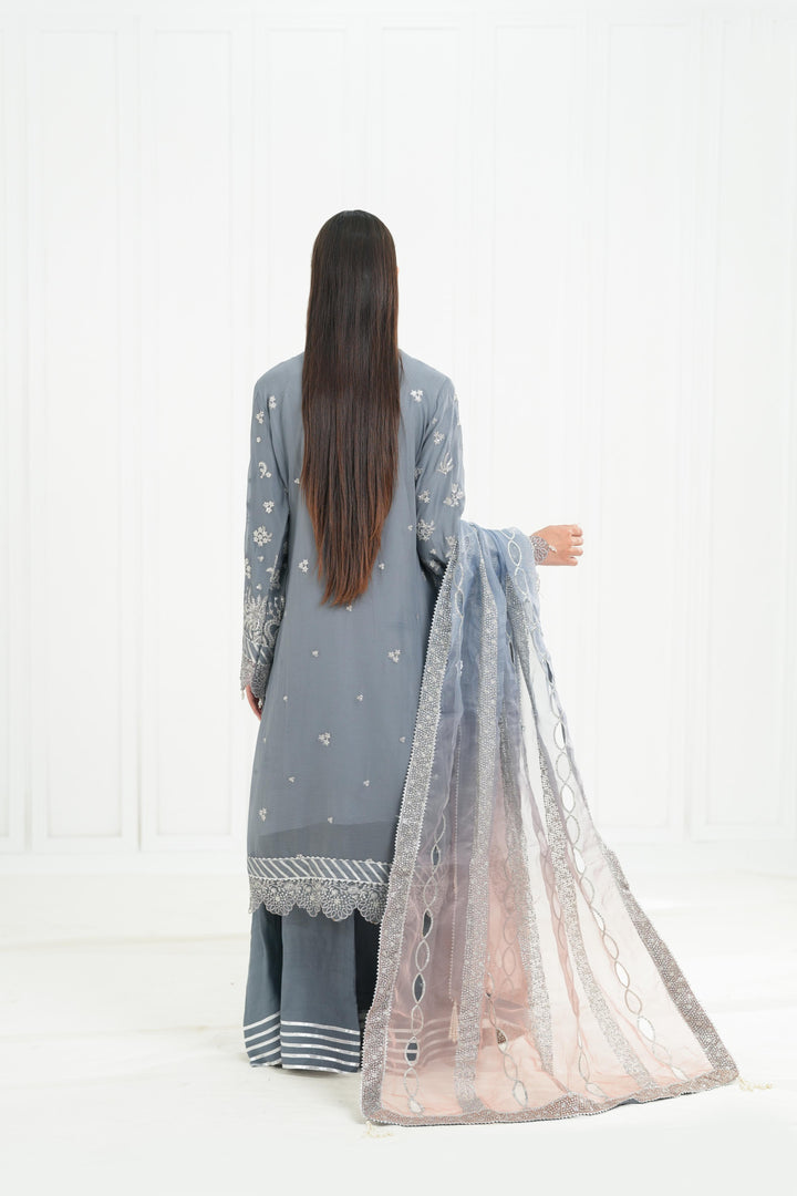 Nilmah - Zarif Bayaan Formals Stitched