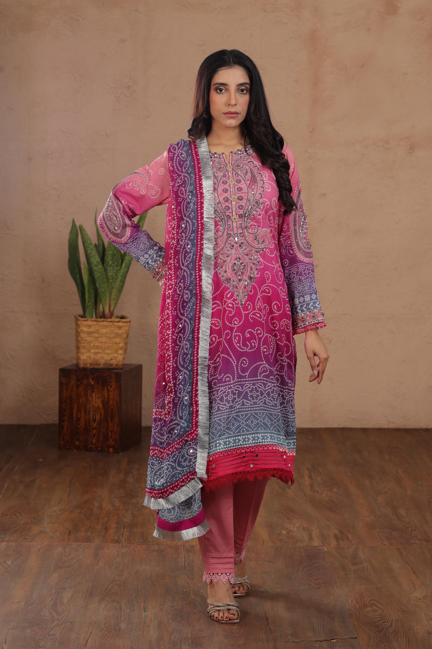 NS-131 - Nureh Bazaar Luxury Lawn