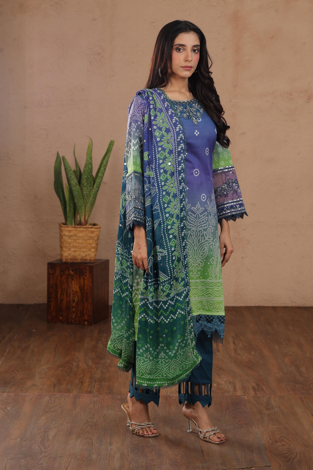 NS-133 - Nureh Bazaar Luxury Lawn
