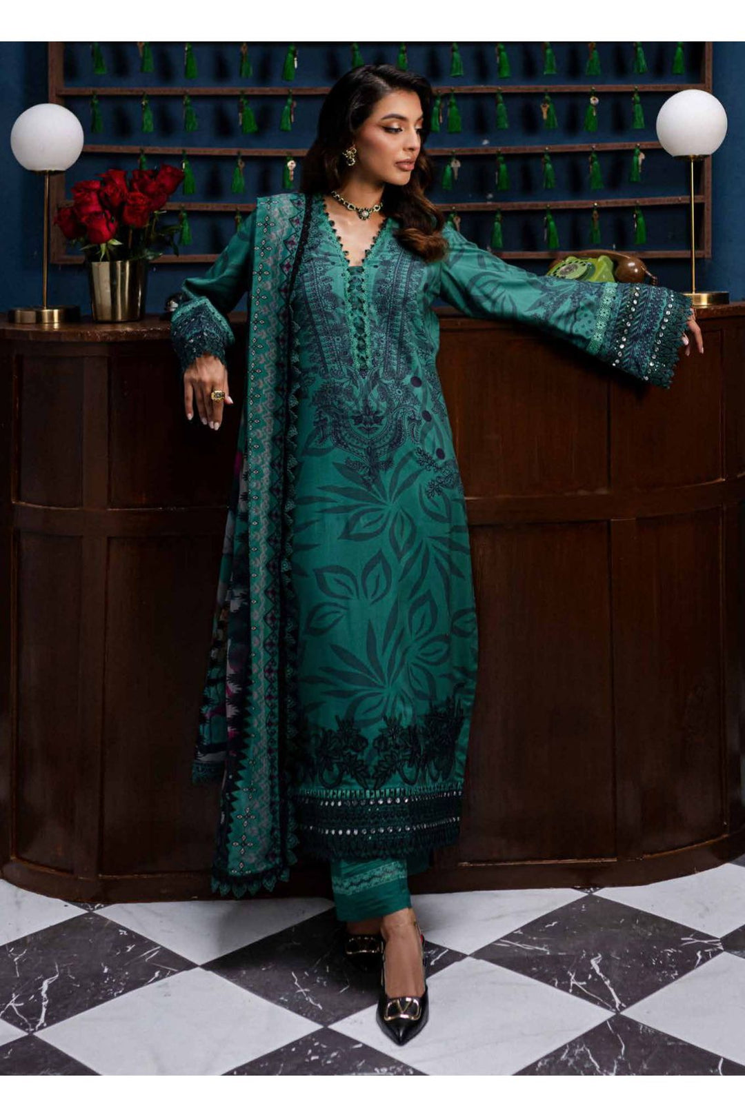 NGS-160 - Nureh Gardenia Winter Stitched