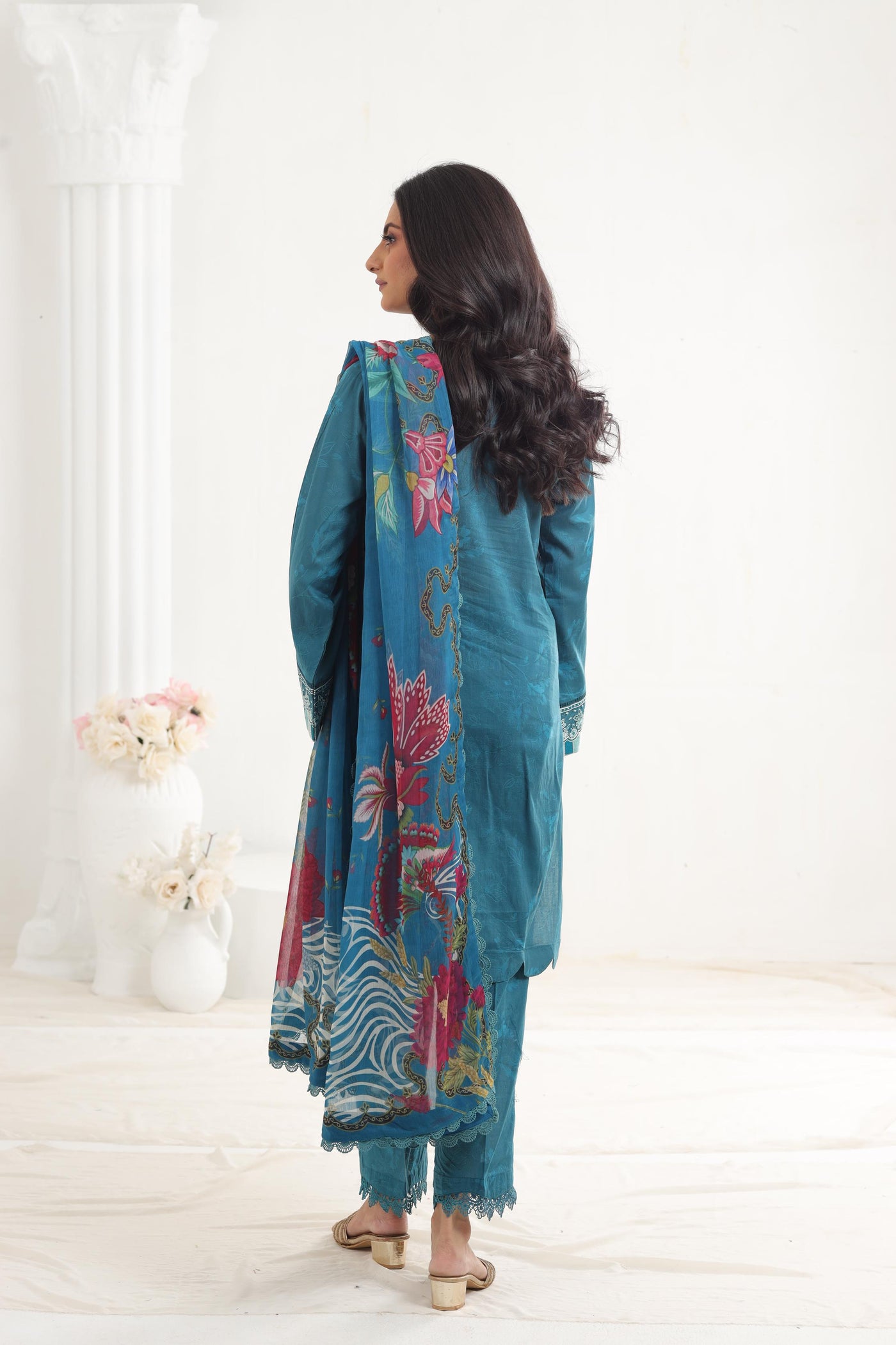 Periwinkle - Farasha Seraya Stitched Lawn SS'24