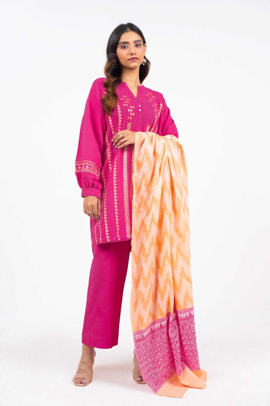 Embroidered Khaddar Pink Unstitched Suit - Alkaram