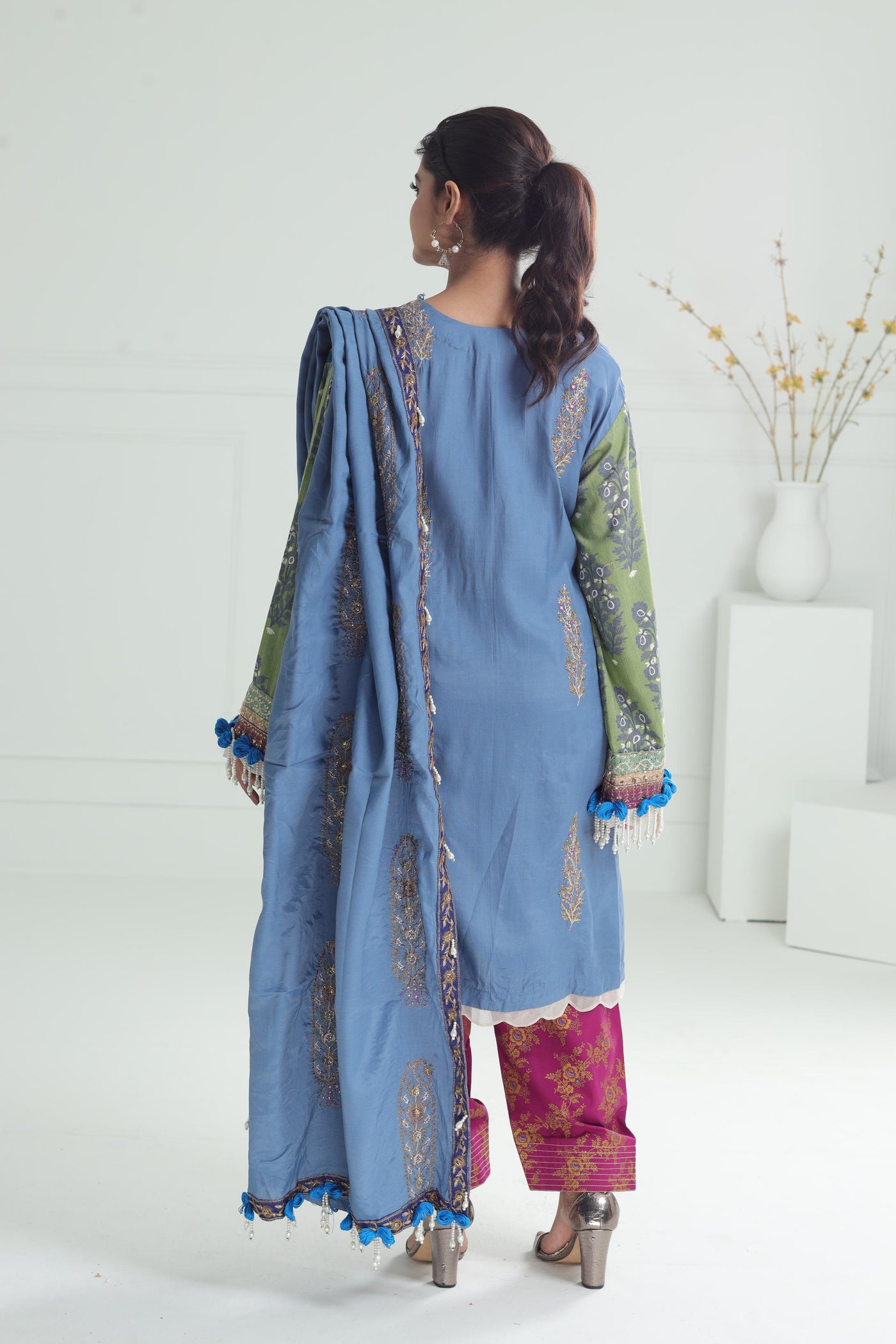 Design 2B - Sana Safinaz Winter Luxury Stitched Collection