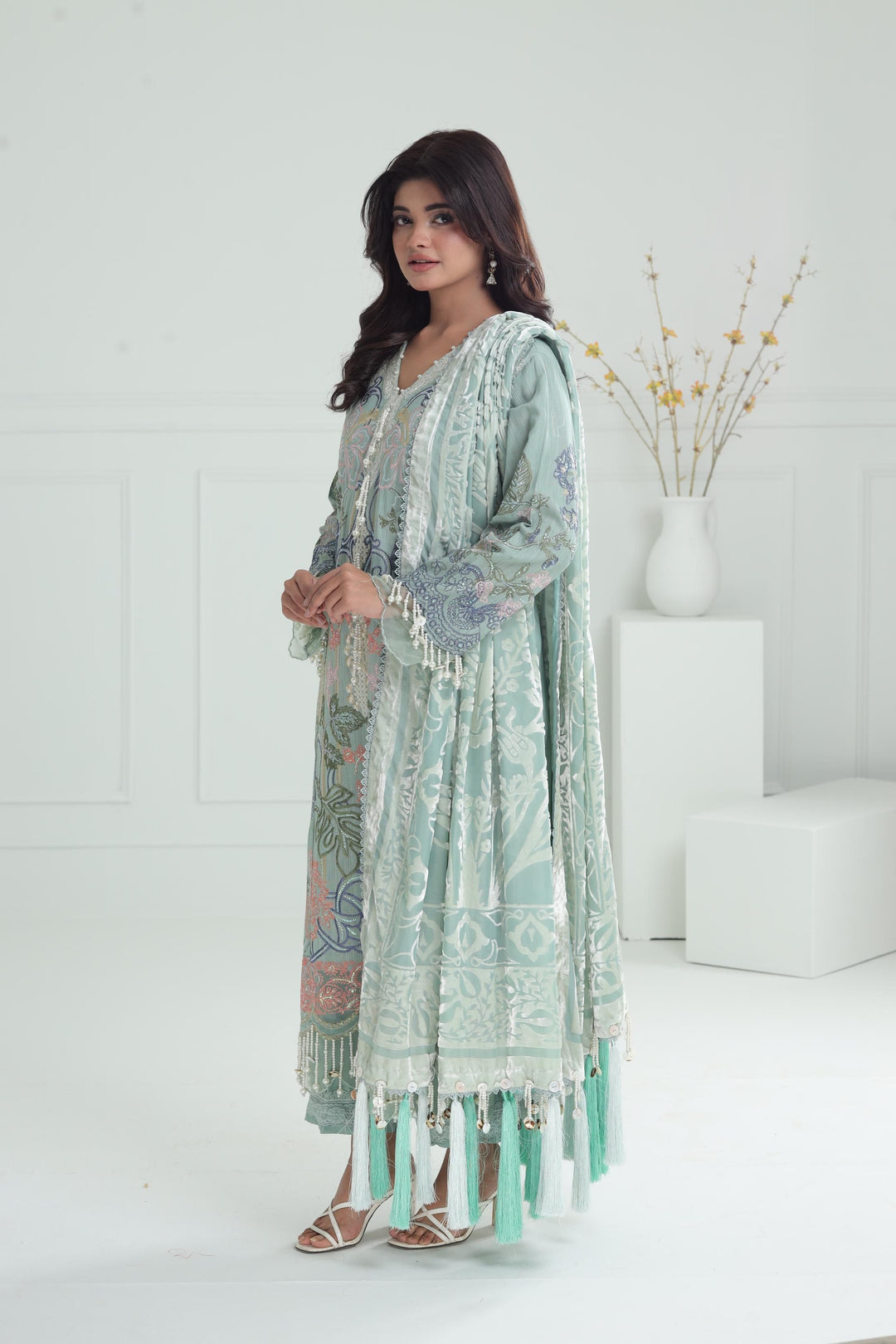 Design 5A - Sana Safinaz Winter Luxury Stitched Collection