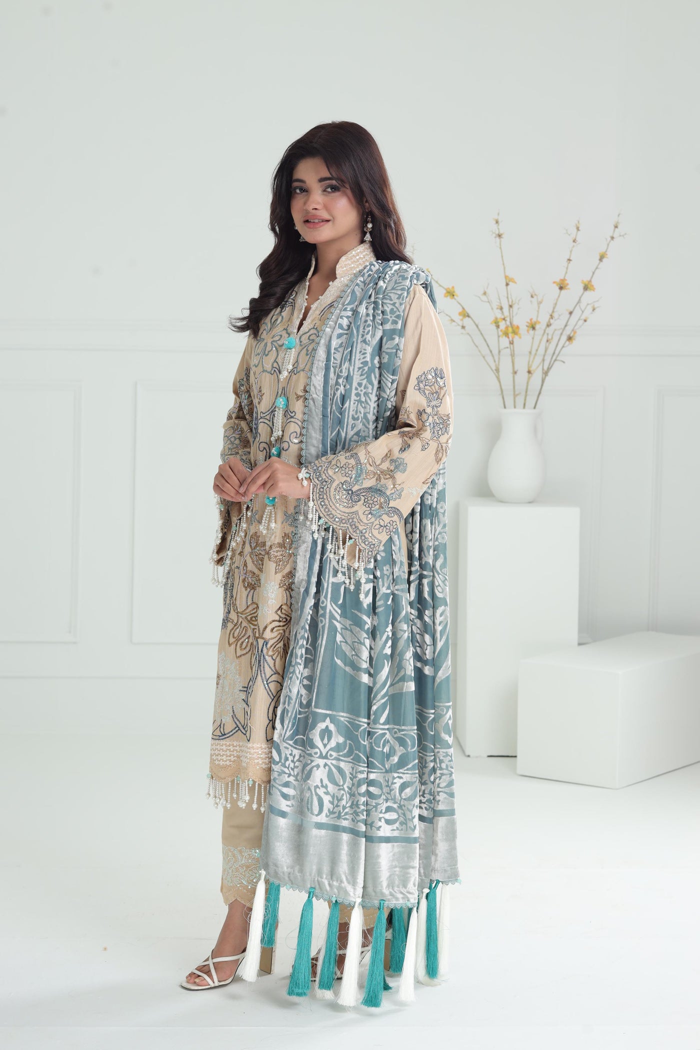 Design 5B - Sana Safinaz Winter Luxury Stitched Collection