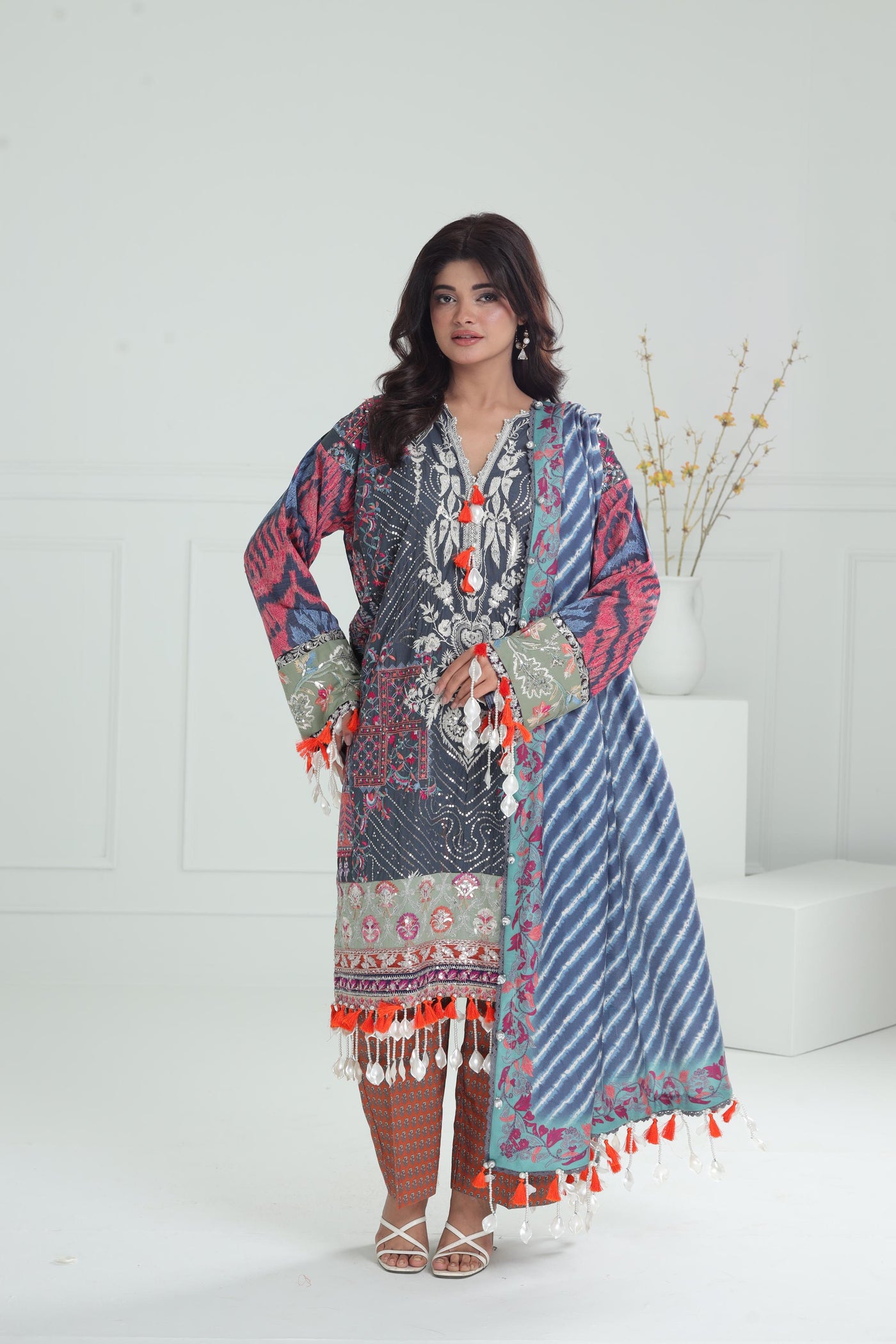 Design 7B - Sana Safinaz Winter Luxury Stitched Collection