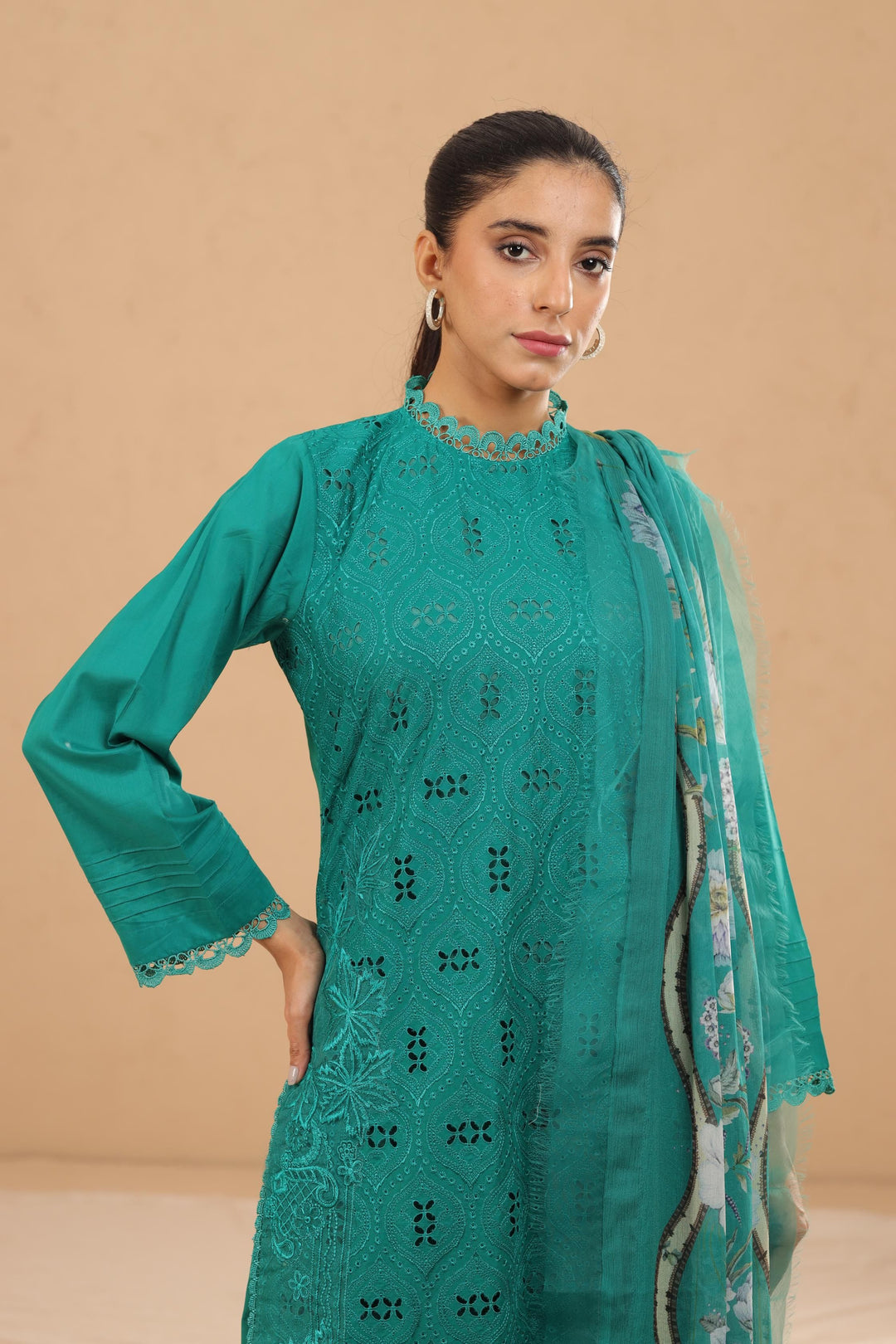 Design 12B - Sobia Nazir Vital Stitched