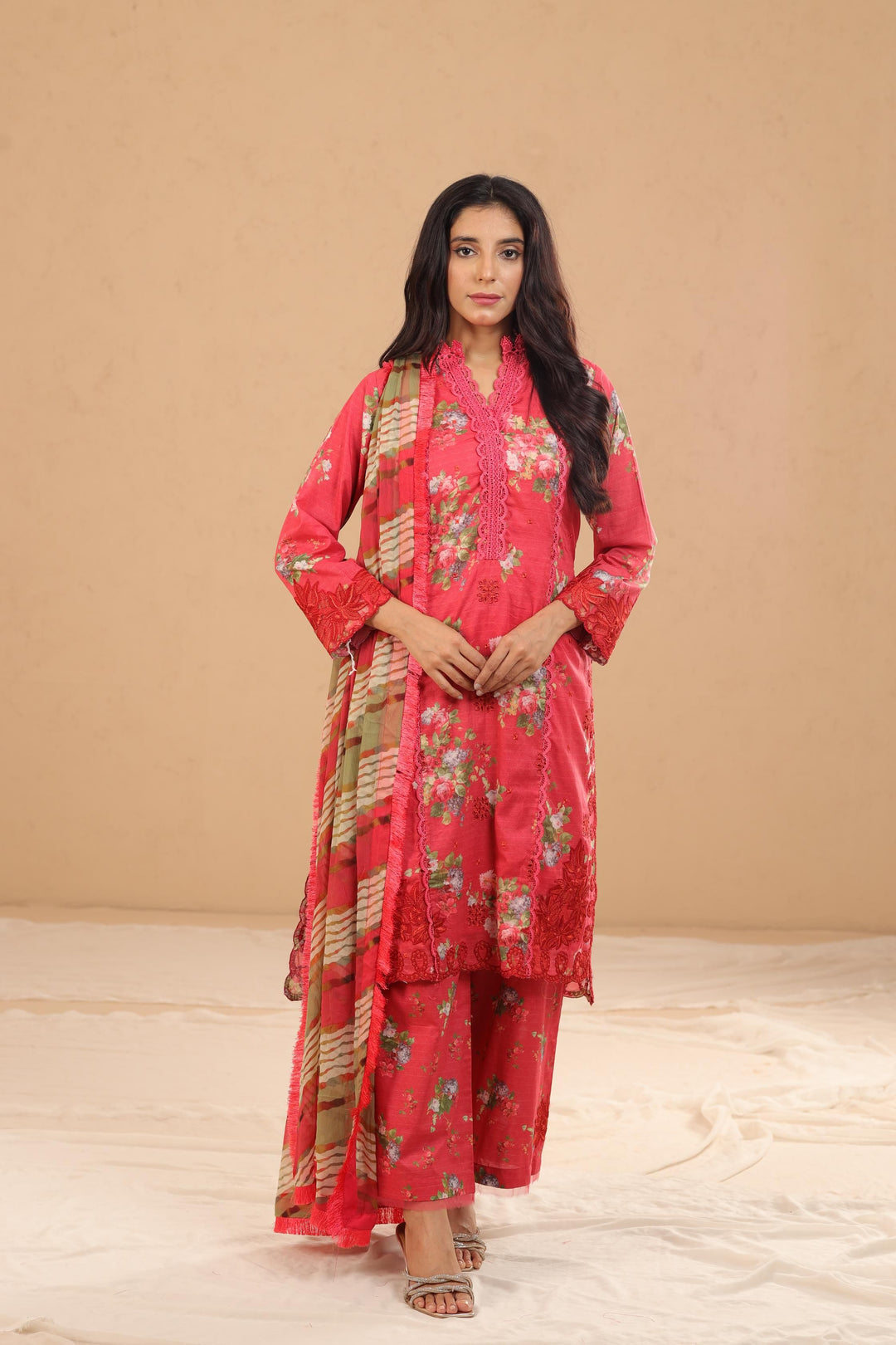 Design 5B - Sobia Nazir Vital Stitched