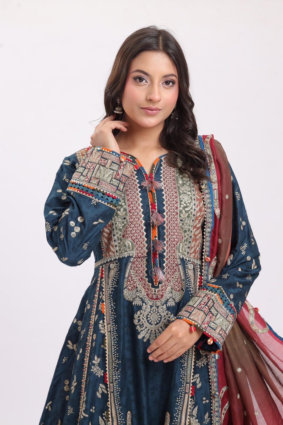 Design 3 - Jazmin Shahkaar Luxury Lawn Stitched