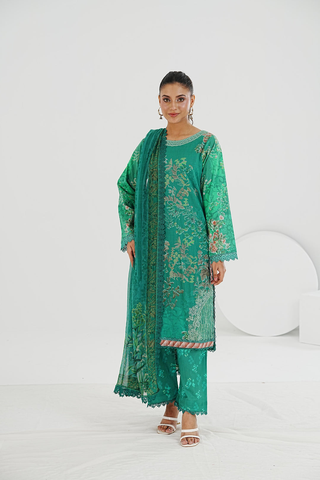 Design 5B - Sobia Nazir Basic Stitched