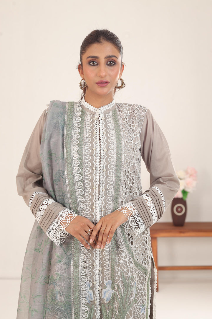 Design11B - Sobia Nazir Luxury Festive