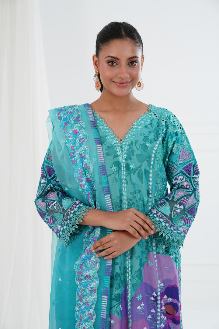 Sovana - Afrozeh Luxury Lawn Stitched