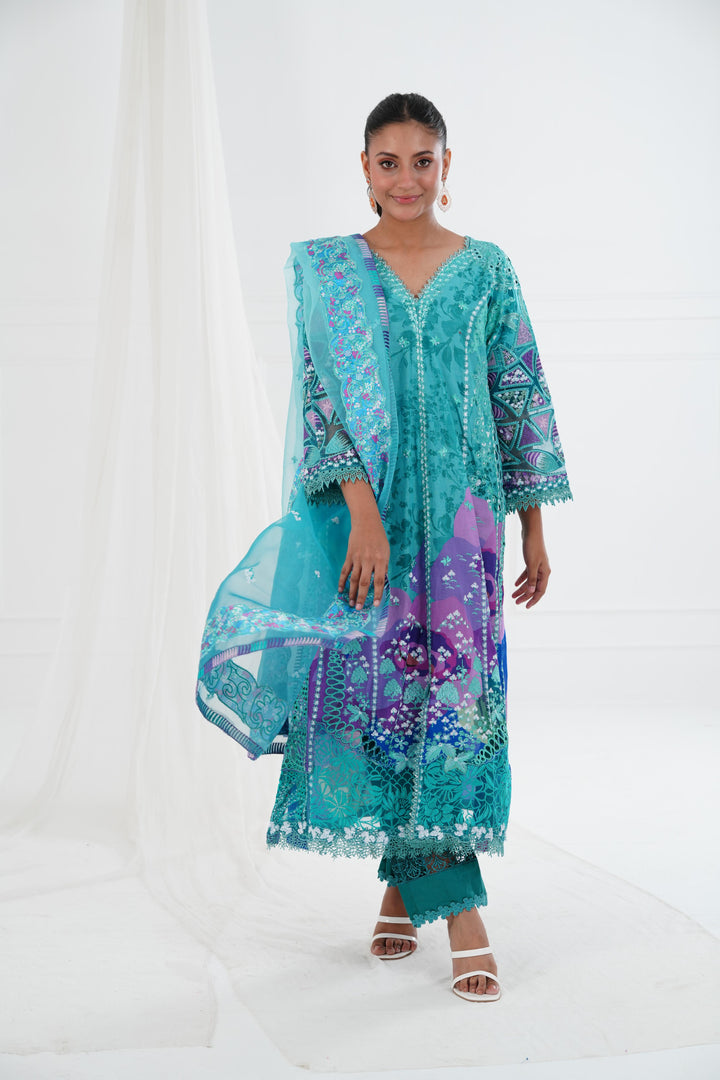 Sovana - Afrozeh Luxury Lawn Stitched