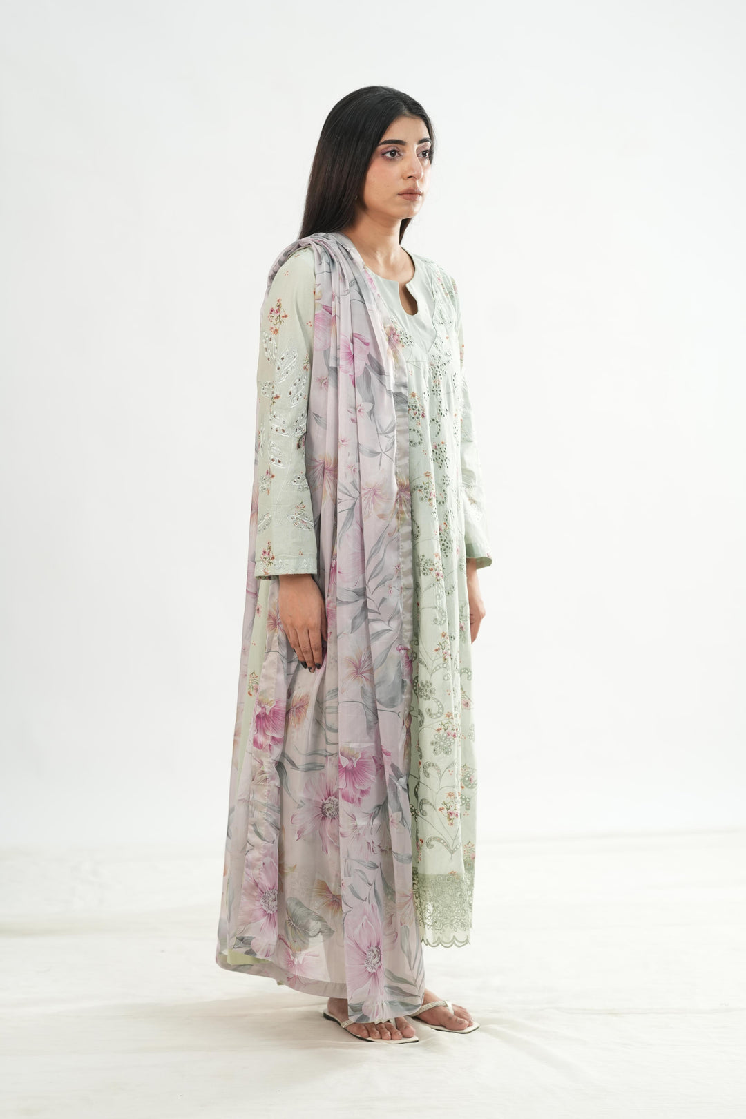 Design 3 - Iznik Spring Summer Stitched
