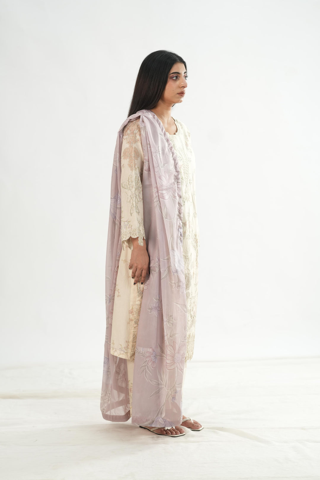 Design 6 - Iznik Spring Summer Stitched