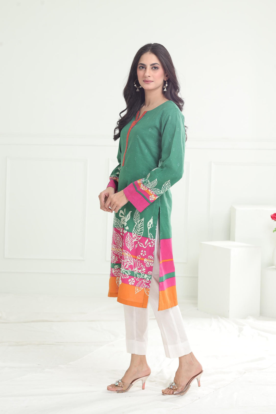Khaddar Green Kurti - Limelight