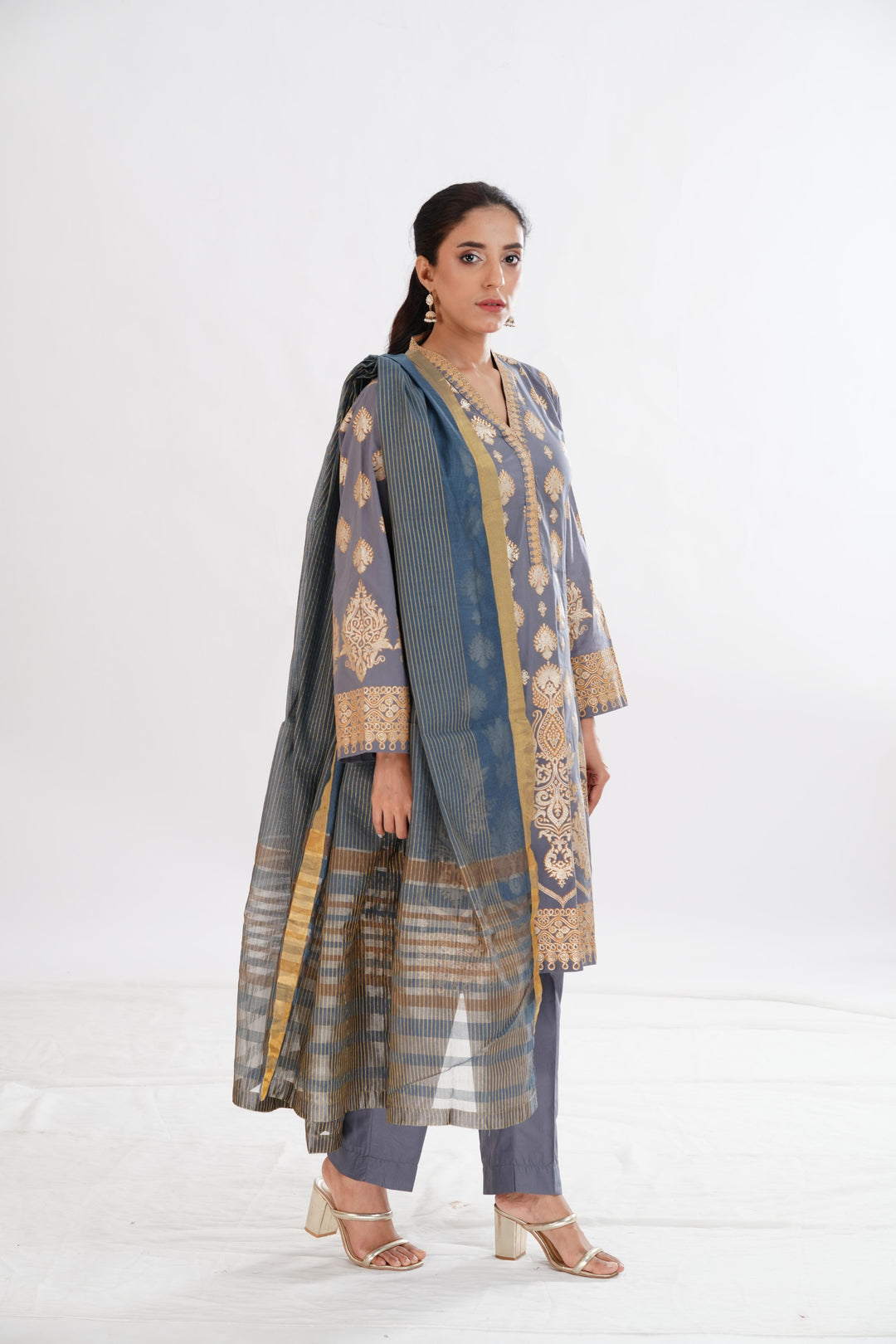 Lawn Grey Stitched Suit - Limelight