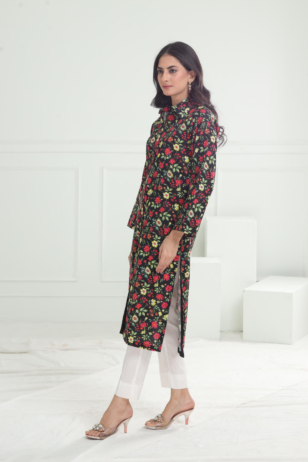 Khaddar Black Kurti - Limelight